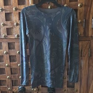 AMU Long Sleeve Patterned Top